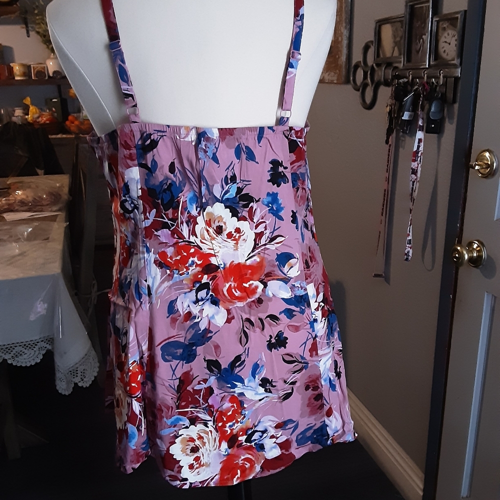 🔥Host Pick 🔥Torrid flare cami - Picture 4 of 7